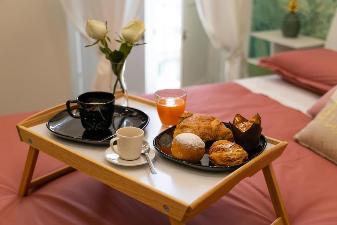 Casa Davorio Bed & Breakfast ซาแลร์โน ภายนอก รูปภาพ